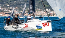 Lukasz Podniesinski's Razjaren CRO867 with Ante Cesic at the helm